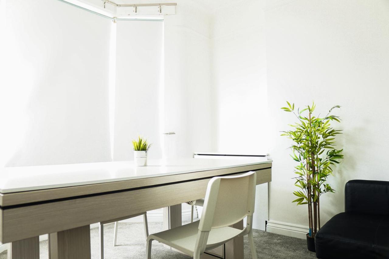 Chic City Loft Room Liverpool Bagian luar foto